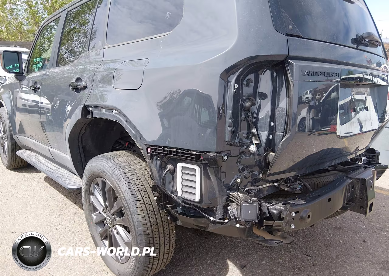 2026 Toyota Land Cruiser VIN:JTEABFAJXTK053494 - 17