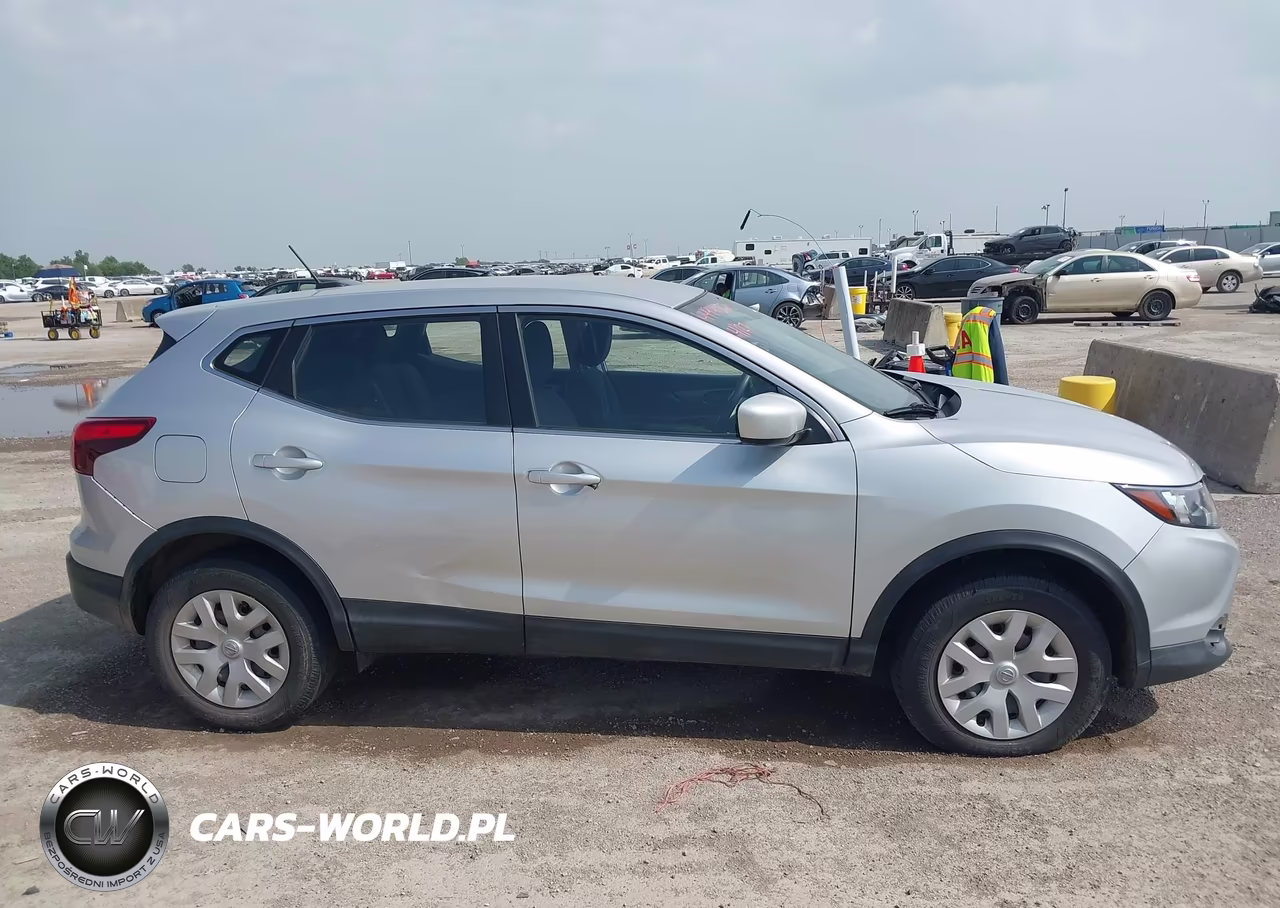 2019 Nissan Rogue Sport S VIN:JN1BJ1CR2KW349041 - 13