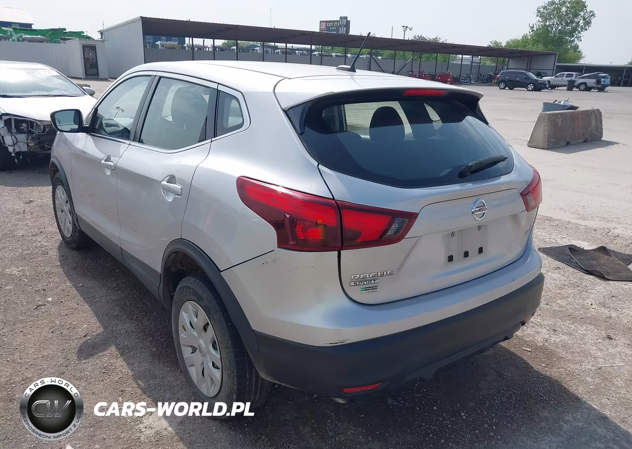 2019 Nissan Rogue Sport S VIN:JN1BJ1CR2KW349041 - 3