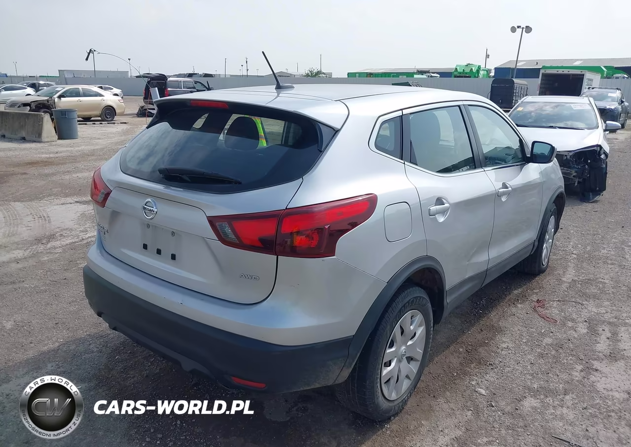 2019 Nissan Rogue Sport S VIN:JN1BJ1CR2KW349041 - 4