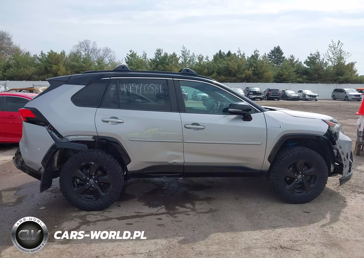 2020 Toyota Rav4 Hybrid Xse VIN:2T3EWRFV4LW067406 - 13