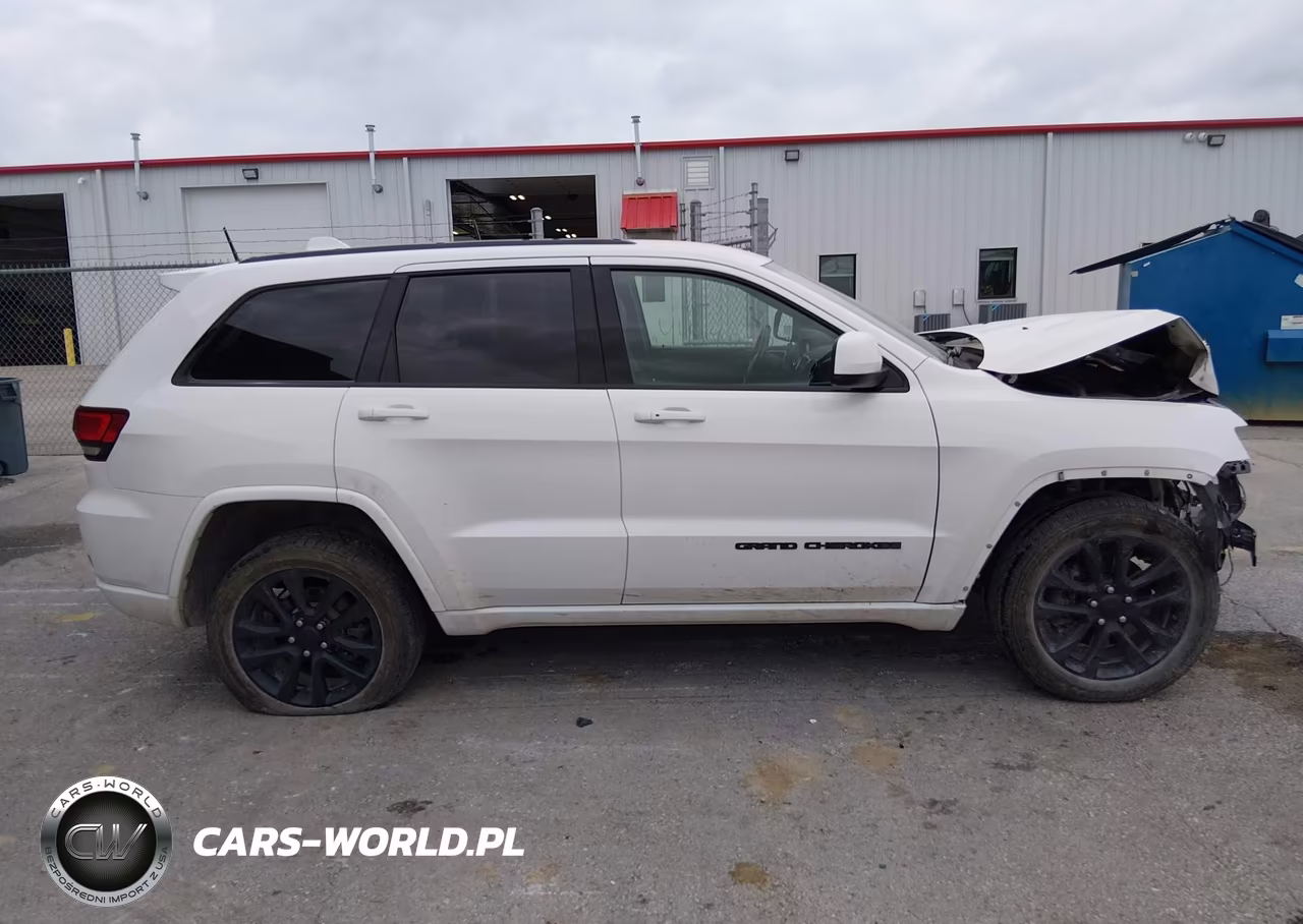 2021 Jeep Grand Cherokee Laredo X 4X4 VIN:1C4RJFAG8MC857304 - 14