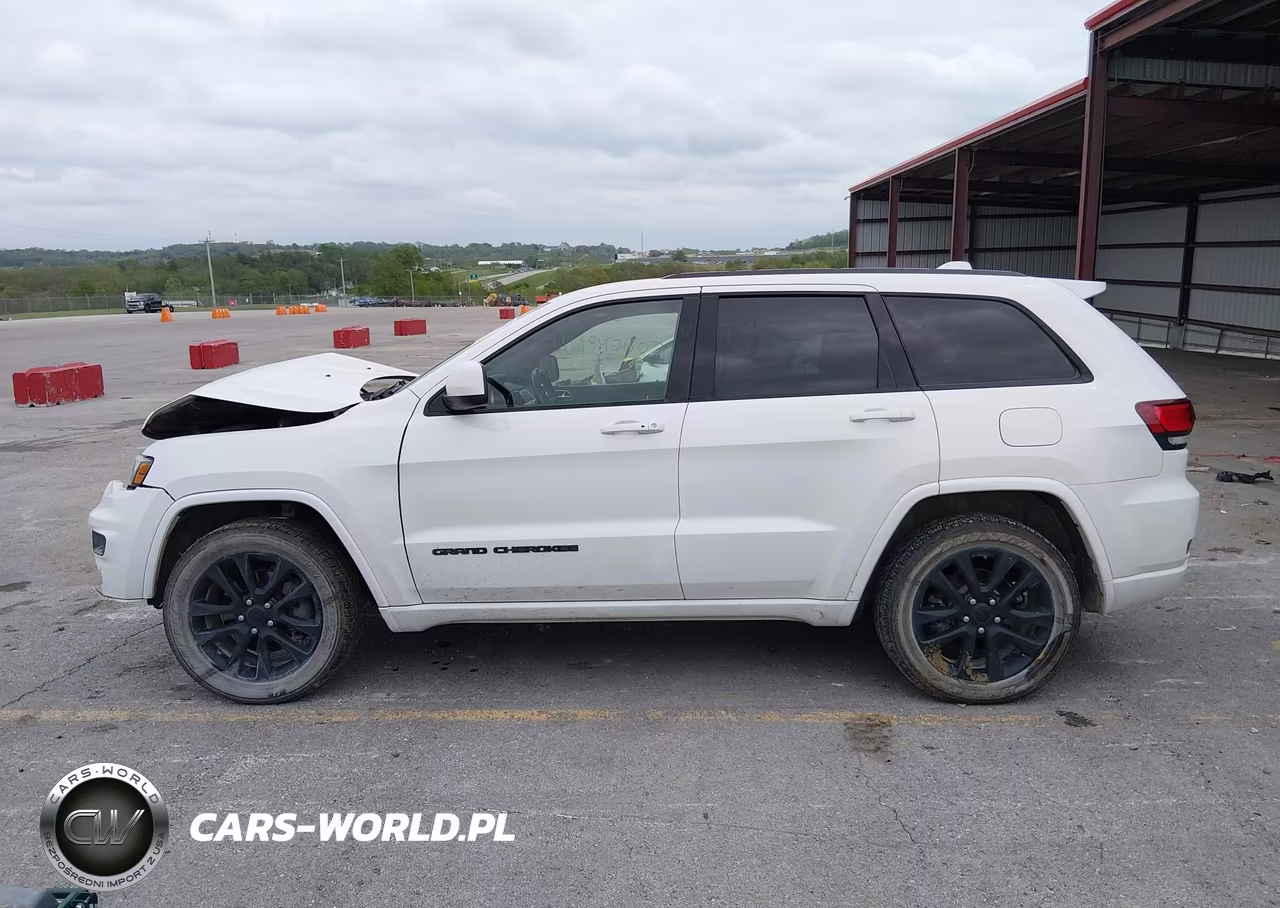 2021 Jeep Grand Cherokee Laredo X 4X4 VIN:1C4RJFAG8MC857304 - 15