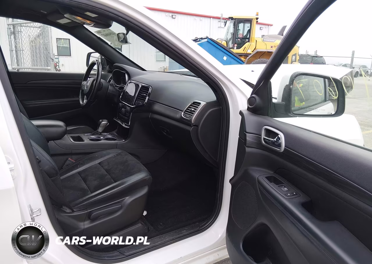 2021 Jeep Grand Cherokee Laredo X 4X4 VIN:1C4RJFAG8MC857304 - 5