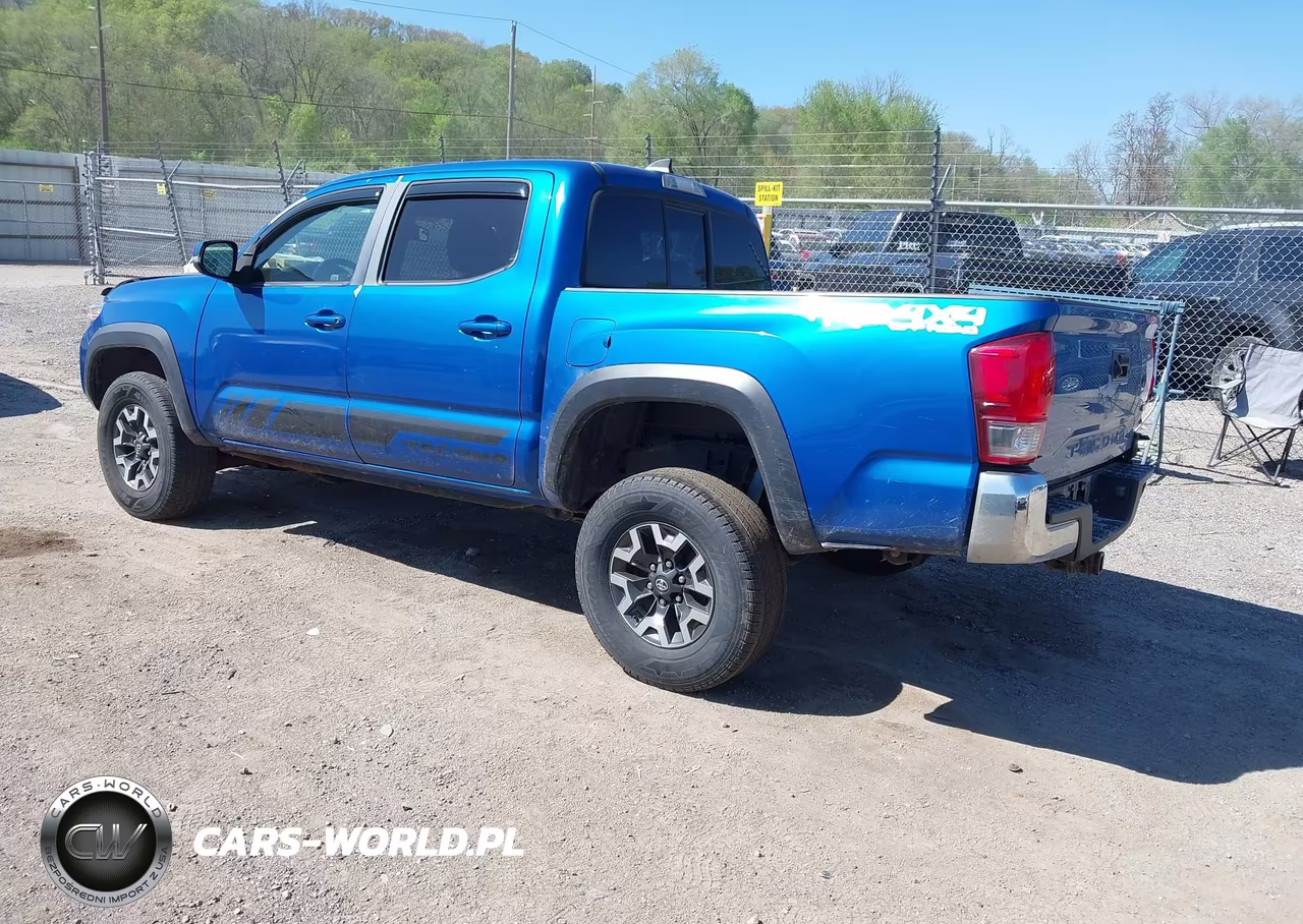 2016 Toyota Tacoma Trd Off Road VIN:3TMCZ5AN4GM042799 - 3
