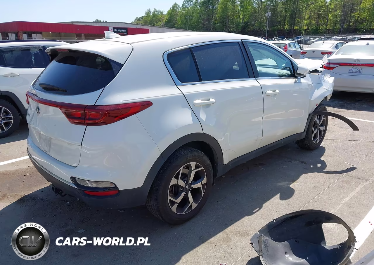 2021 Kia Sportage Lx VIN:KNDPM3AC7M7909024 - 4
