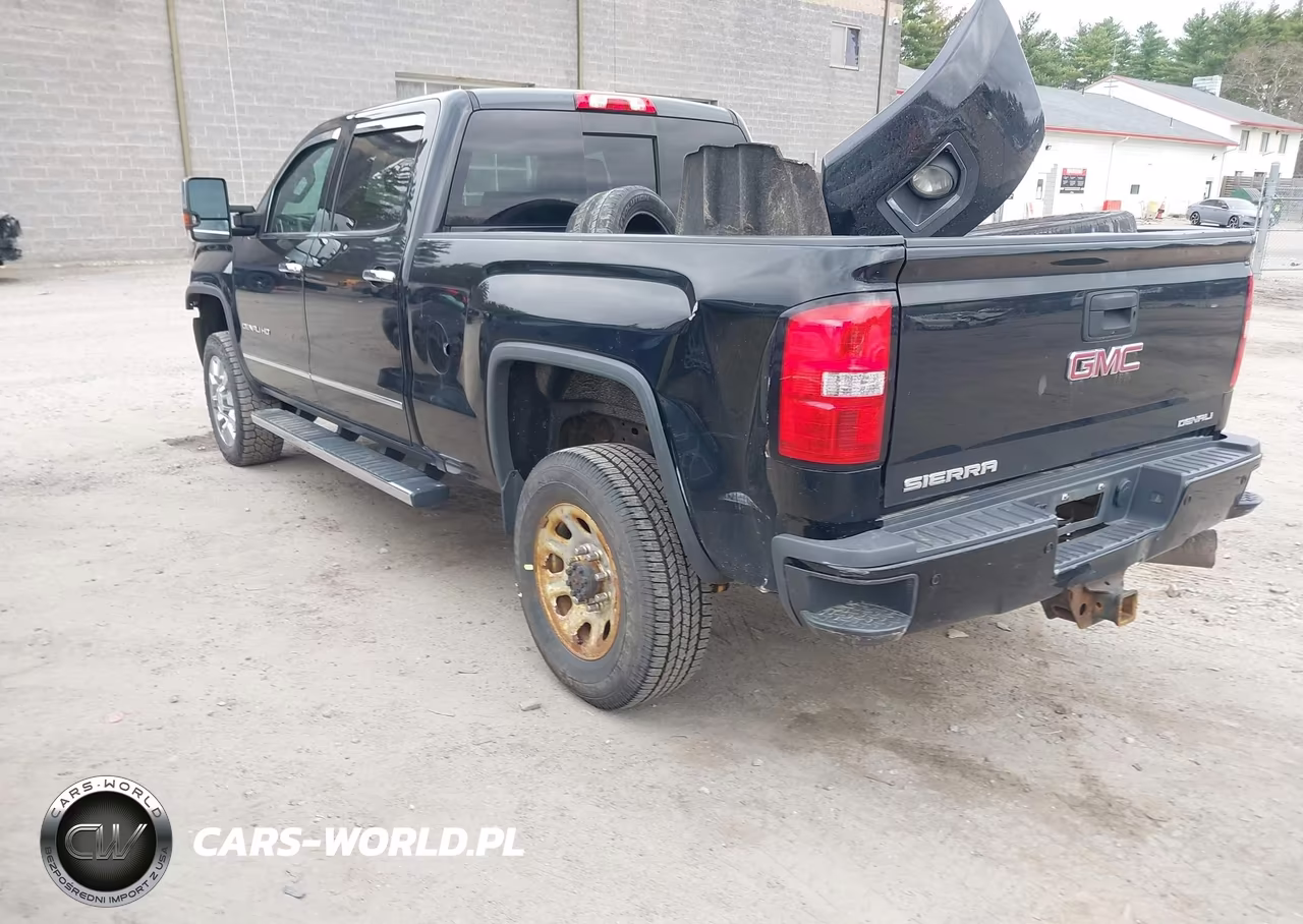 2015 GMC Sierra 2500Hd Denali VIN:1GT120E85FF675085 - 3