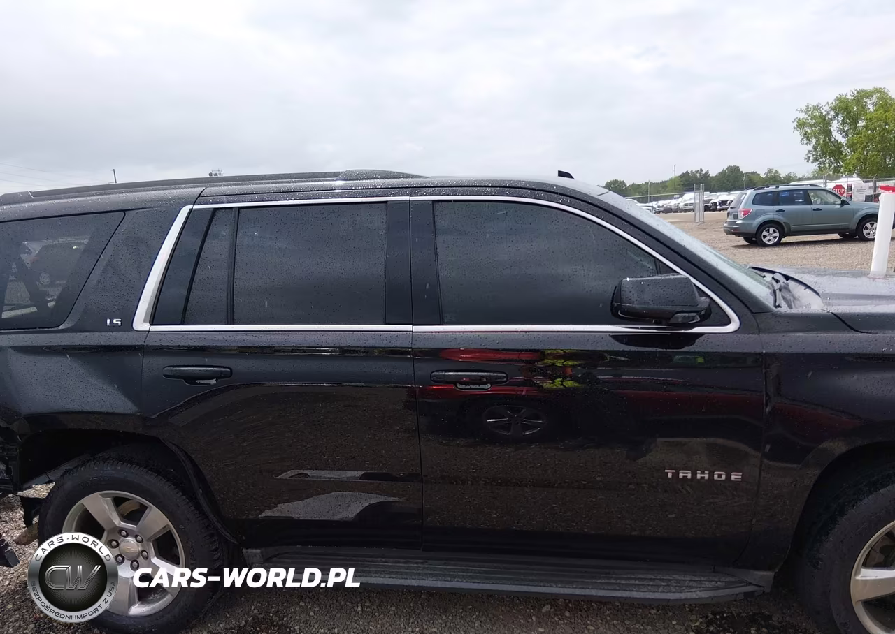 2016 Chevrolet Tahoe Ls VIN:1GNSCAKC2GR450579 - 12