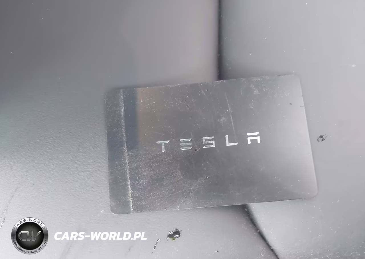 2025 Tesla Model Y Long Range Dual Motor Rear-Wheel Drive VIN:7SAYGDED8SA369646 - 11