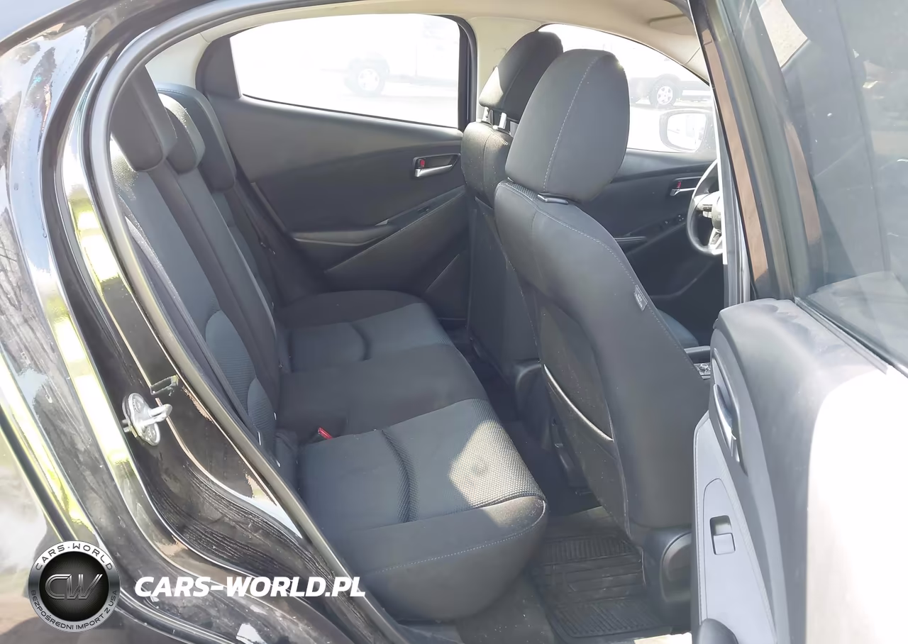 2017 Toyota Yaris Ia VIN:3MYDLBYV2HY195154 - 8
