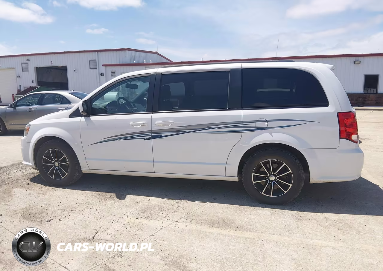 2018 Dodge Grand Caravan Gt VIN:2C4RDGEGXJR241369 - 14