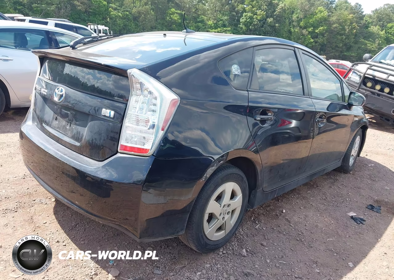 2011 Toyota Prius Two VIN:JTDKN3DUXB5341954 - 4