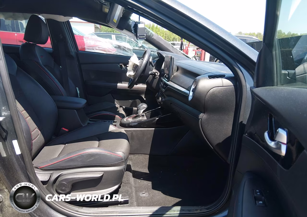 2023 Kia Forte Gt VIN:3KPF44AC0PE676318 - 5