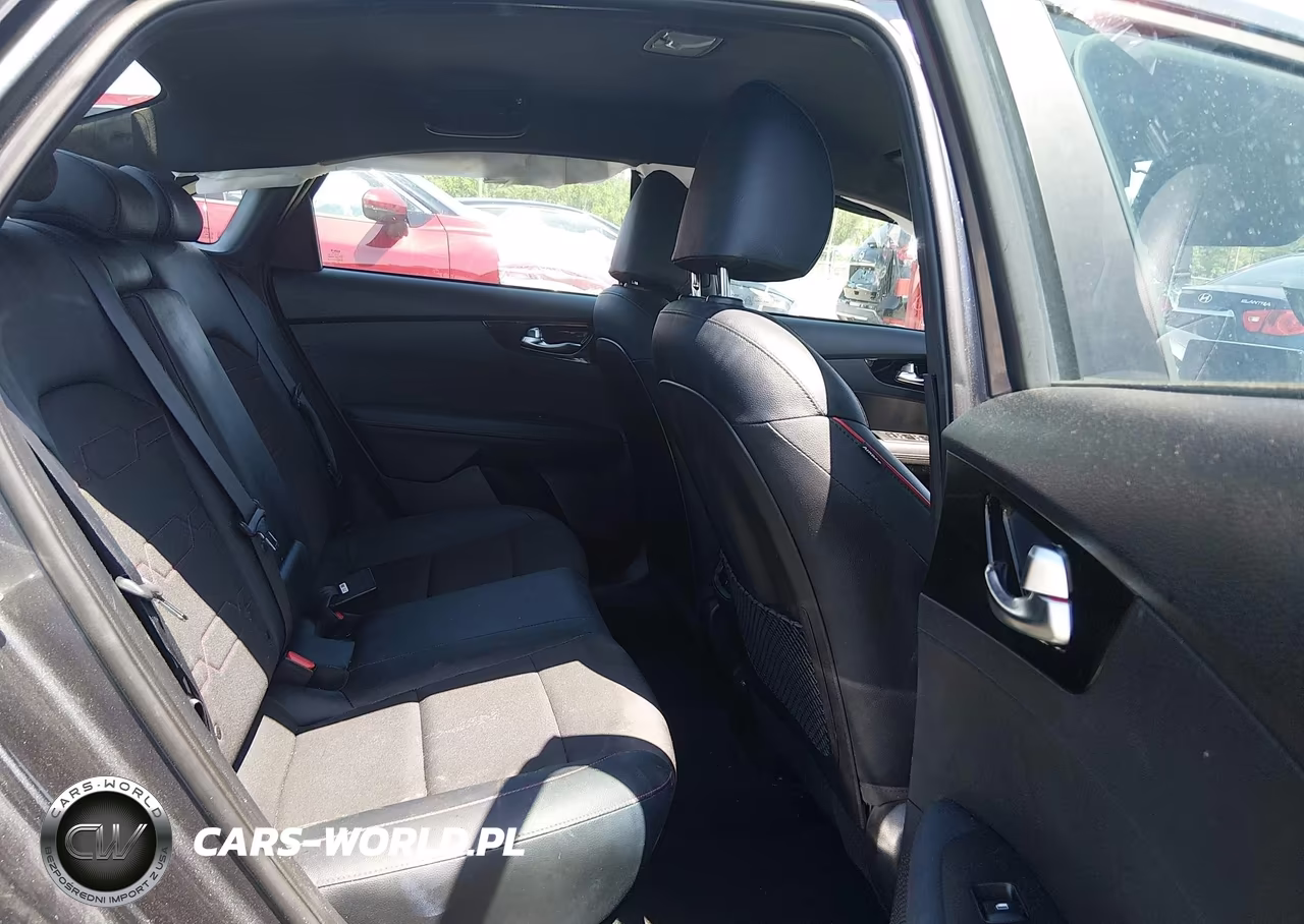 2023 Kia Forte Gt VIN:3KPF44AC0PE676318 - 8
