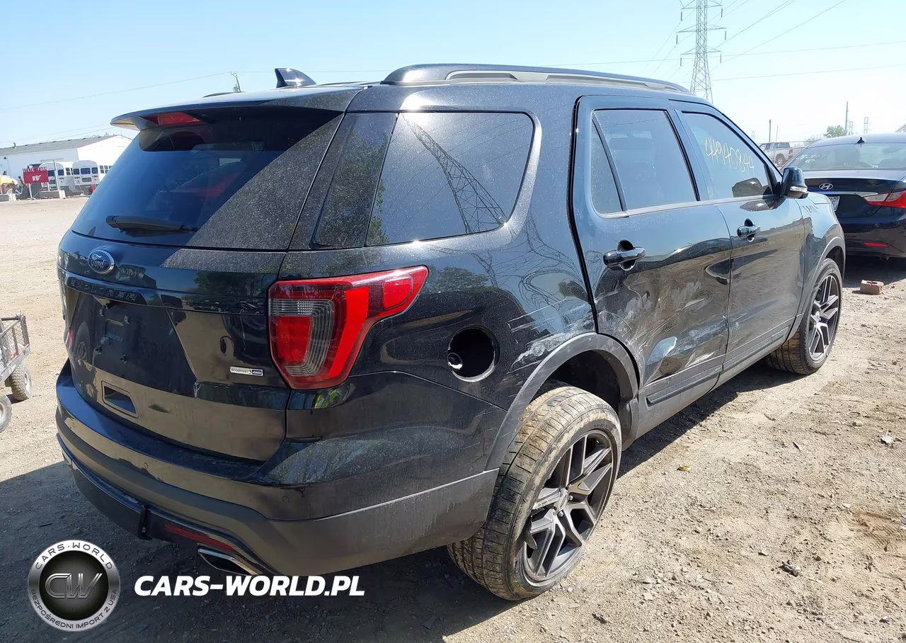 2016 Ford Explorer Sport VIN:1FM5K8GT8GGA24087 - 4