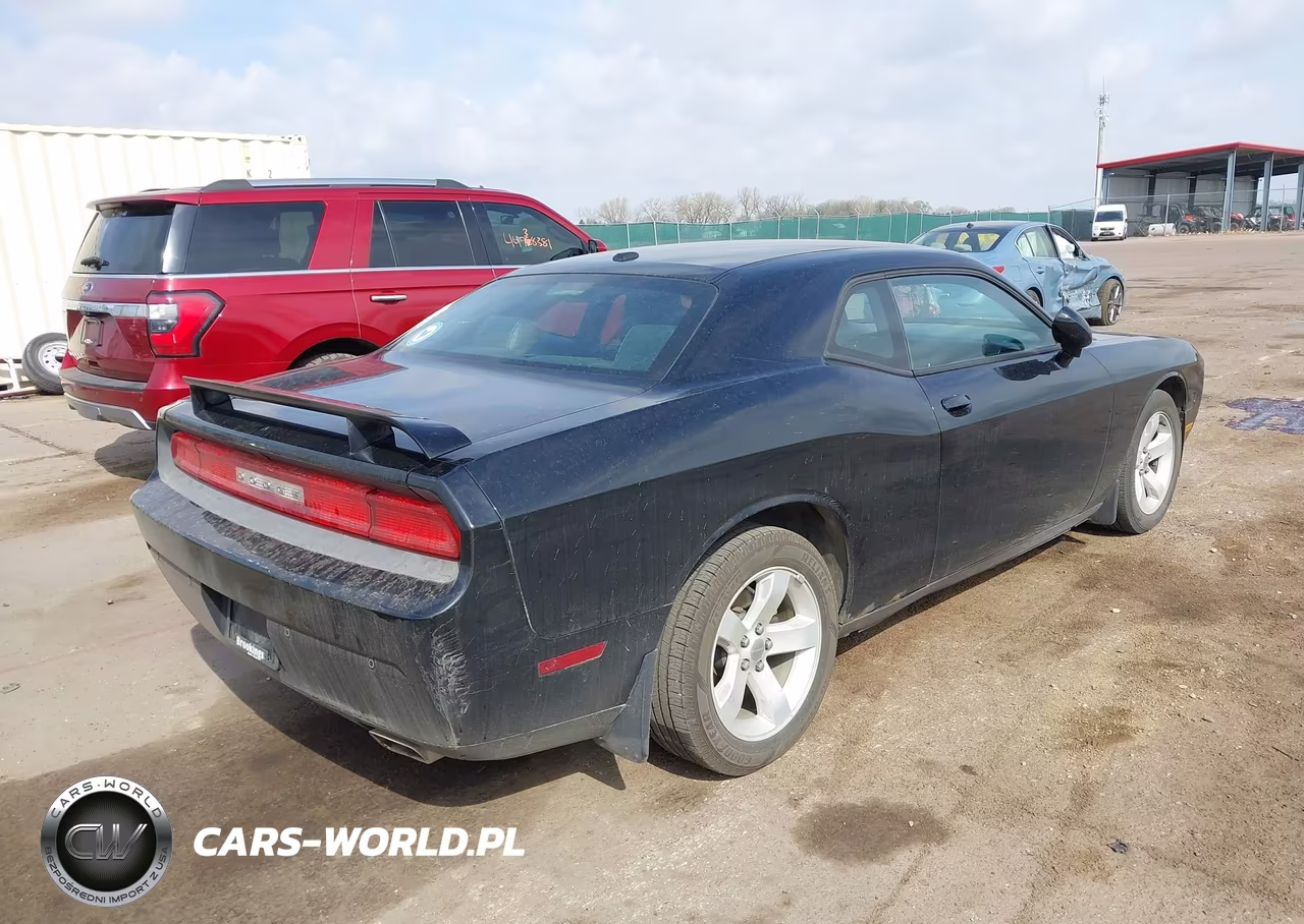 2013 Dodge Challenger Sxt Plus VIN:2C3CDYAG0DH741802 - 4