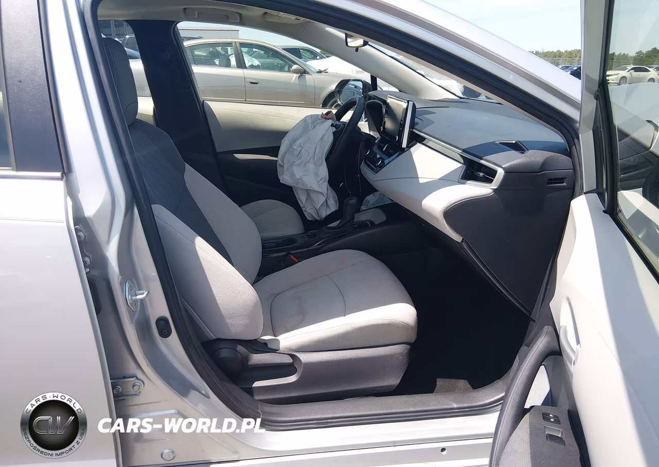 2020 Toyota Corolla Le VIN:JTDHPRAE6LJ074132 - 5