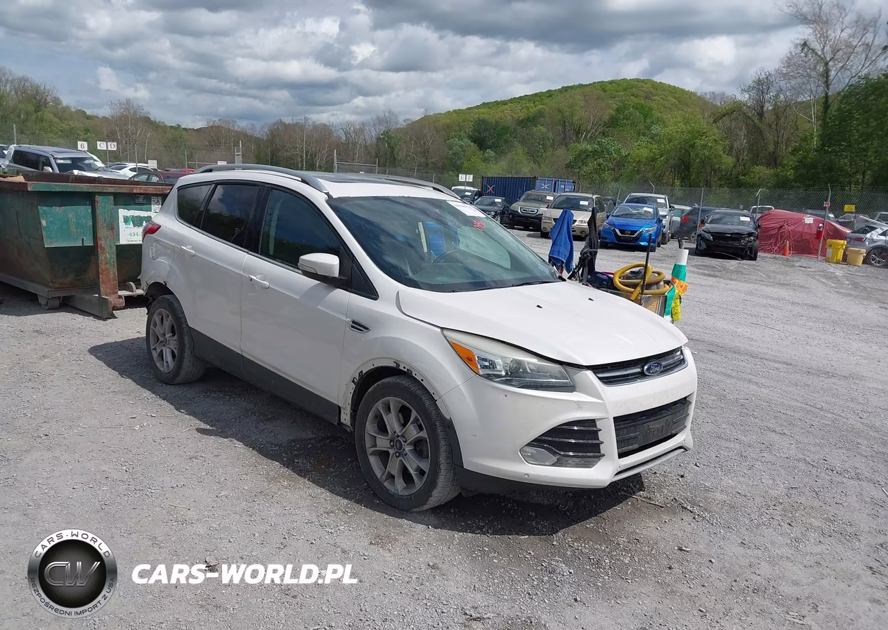 2015 Ford Escape Titanium – zdjęcie 1 z 18