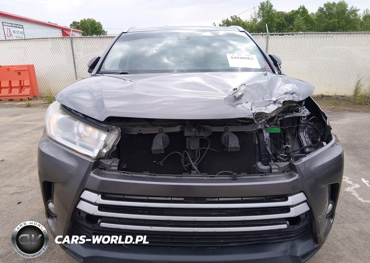 2017 Toyota Highlander Xle VIN:5TDKZRFH5HS515567 - 13