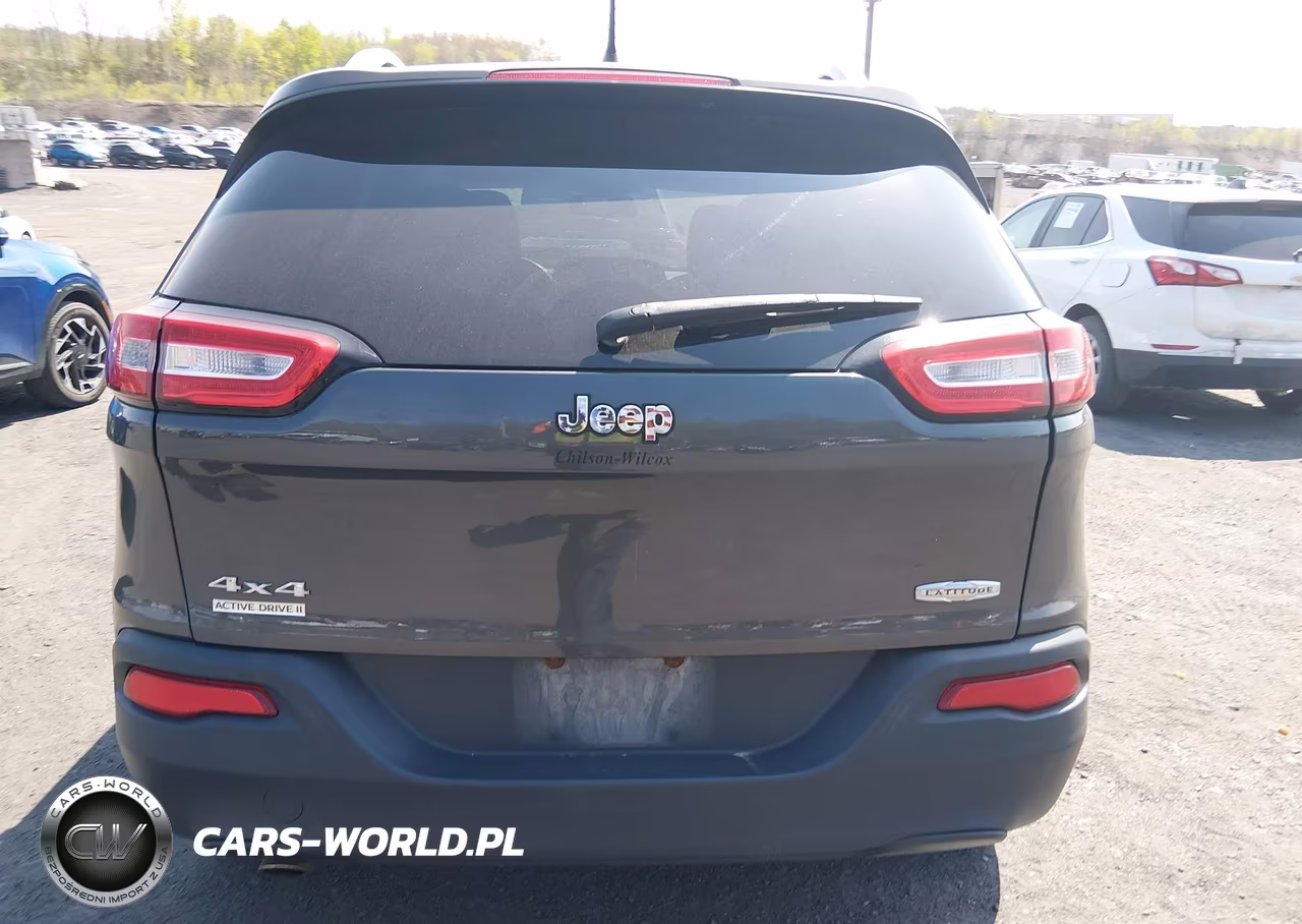 2014 Jeep Cherokee Latitude VIN:1C4PJMCB2EW318335 - 16