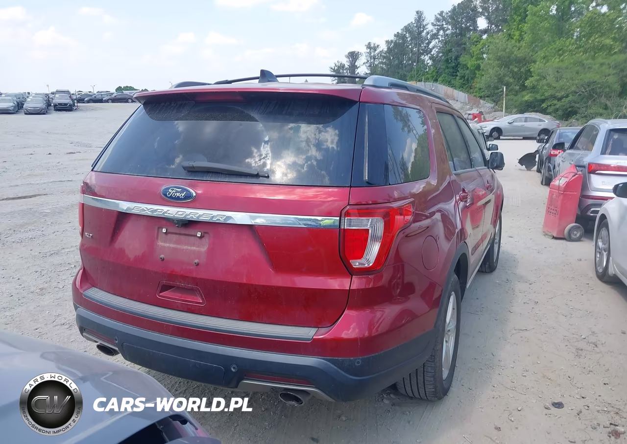2018 Ford Explorer Xlt VIN:1FM5K7D84JGC02739 - 4