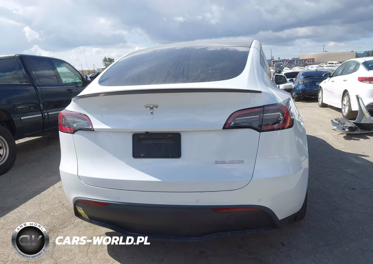 2022 Tesla Model Y Performance Dual Motor All-Wheel Drive VIN:7SAYGDEF4NF523875 - 17