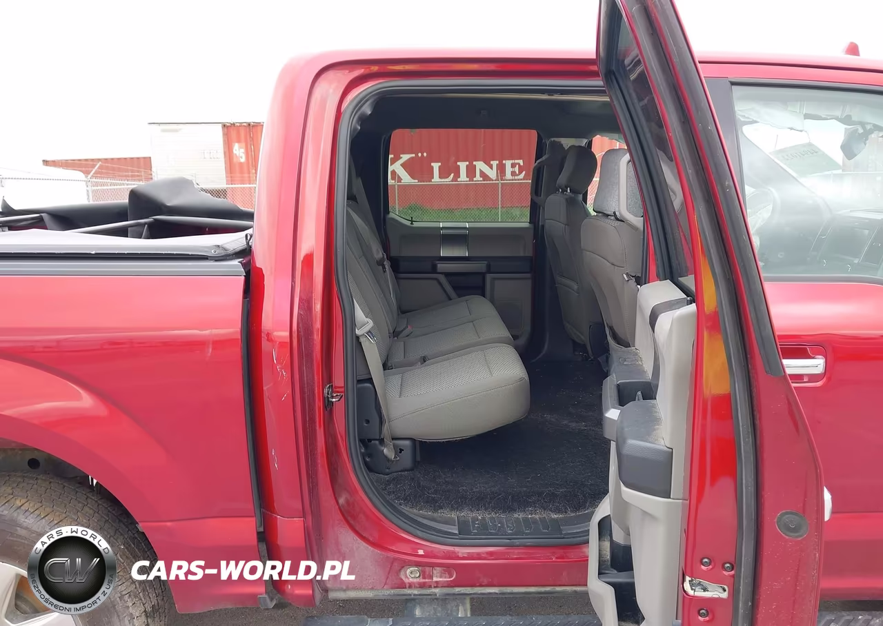 2018 Ford F-150 Xlt VIN:1FTEW1EG9JFA31133 - 8