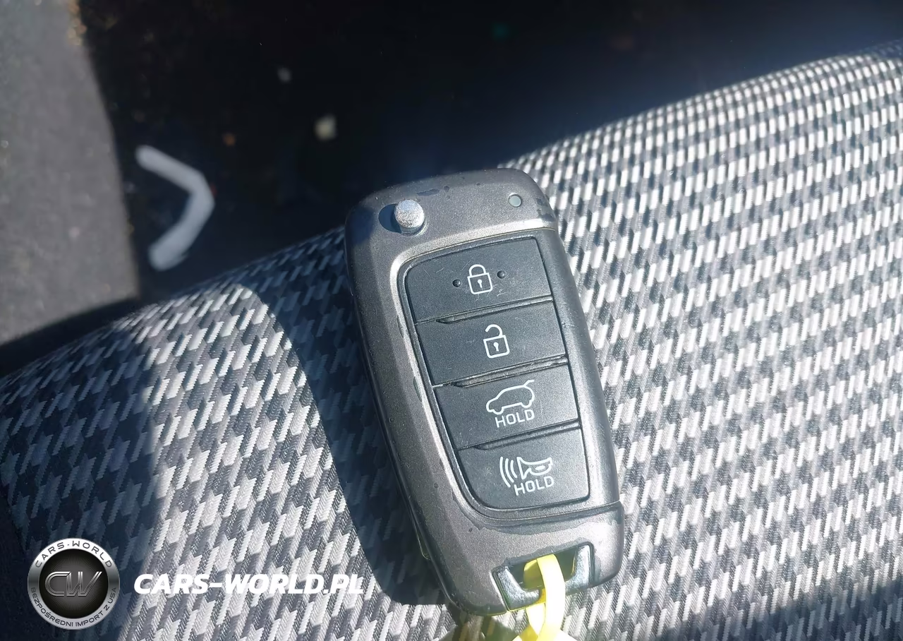 2018 Hyundai Kona Se VIN:KM8K1CAAXJU108162 - 11
