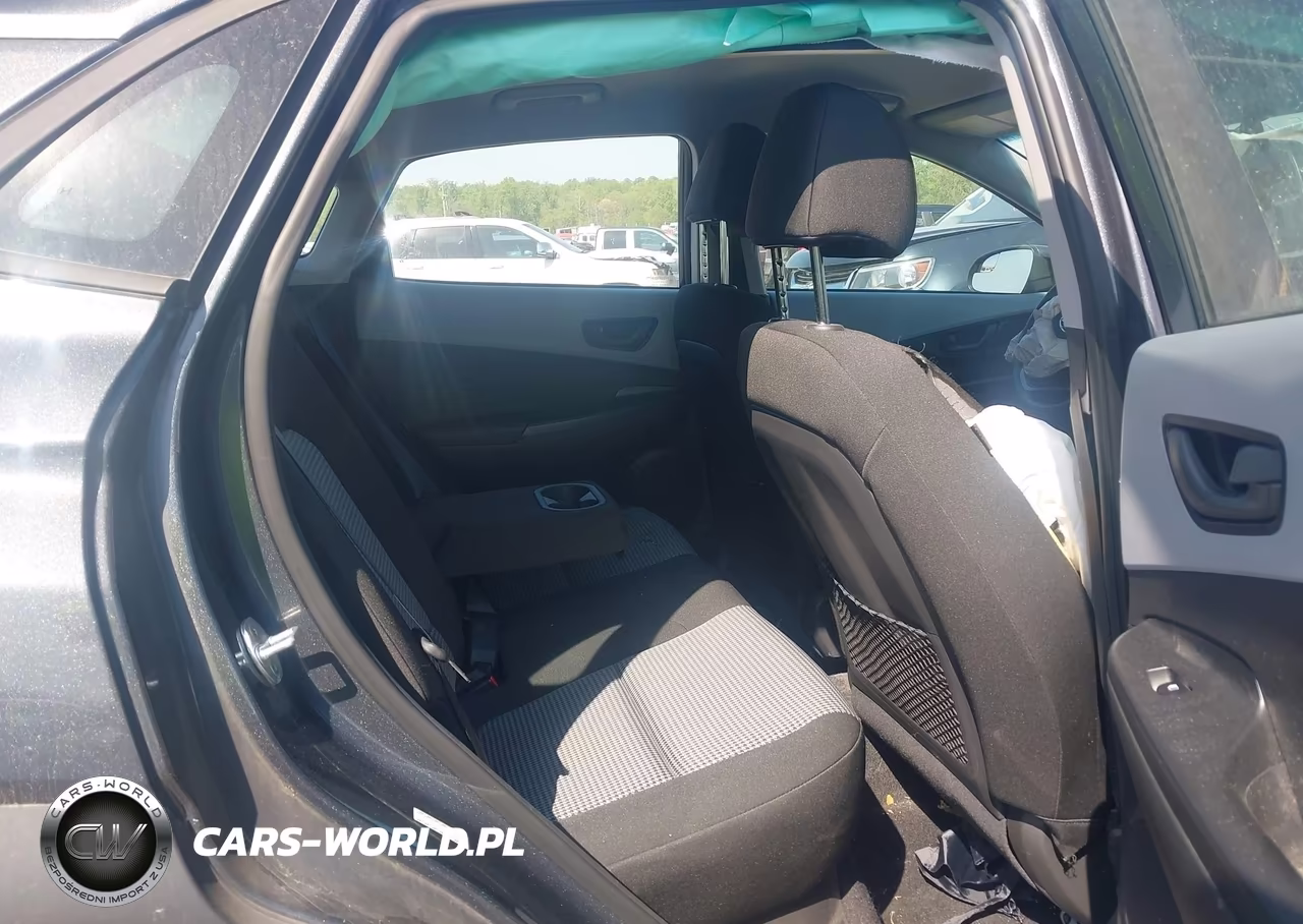 2018 Hyundai Kona Se VIN:KM8K1CAAXJU108162 - 8