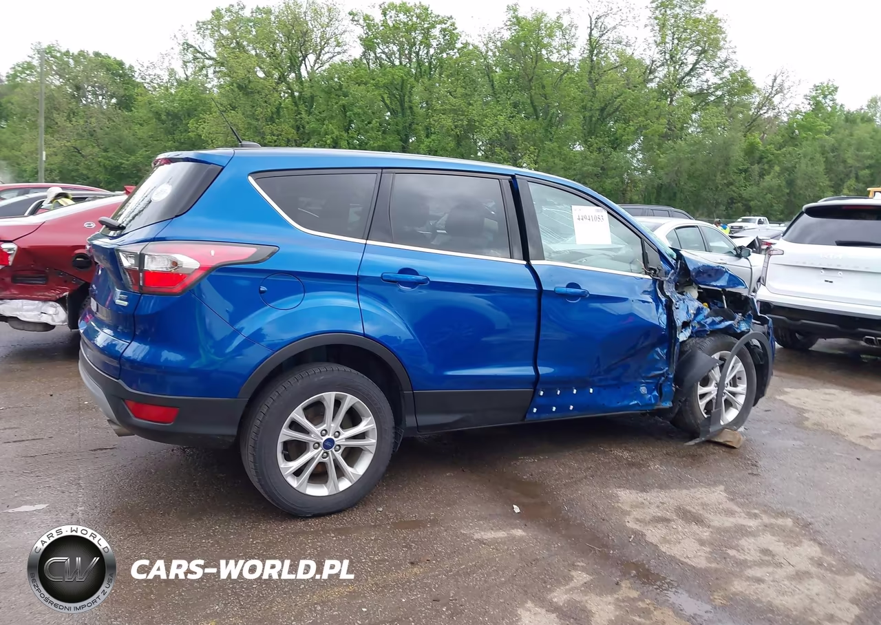 2017 Ford Escape Se VIN:1FMCU0GD8HUB14550 - 13