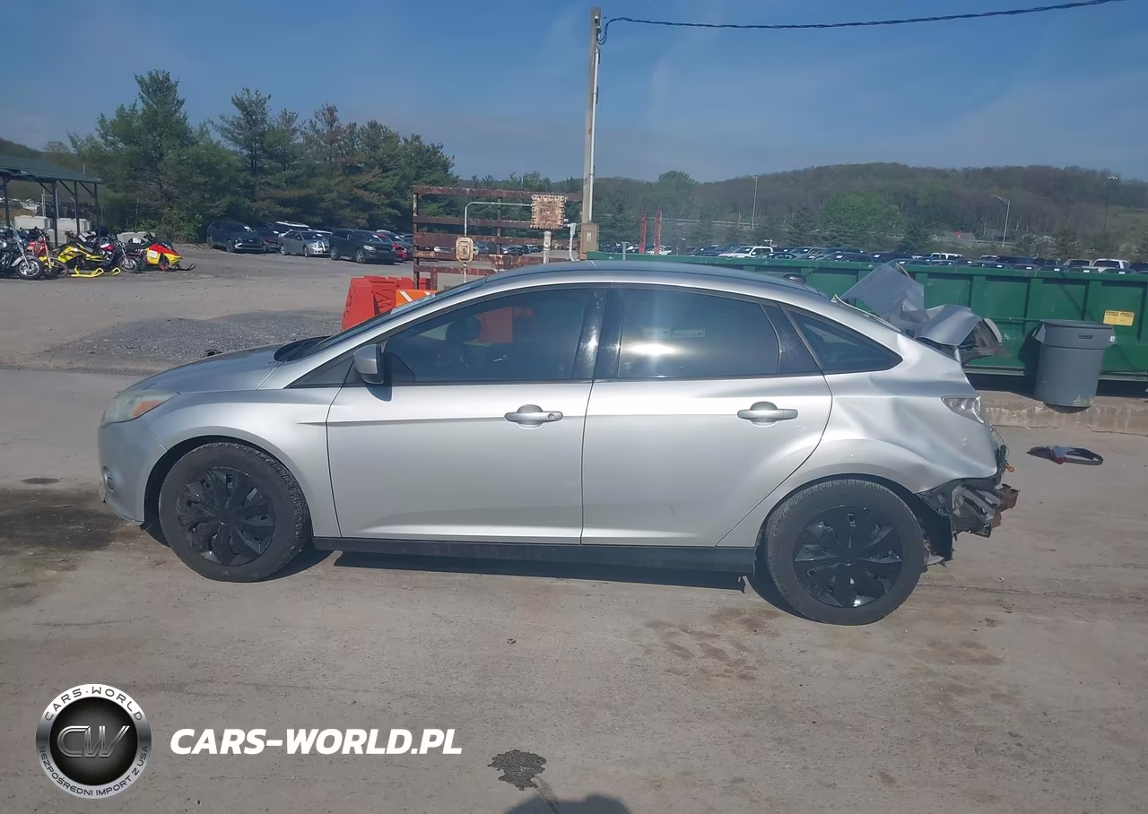 2012 Ford Focus Se VIN:1FAHP3F23CL470931 - 14