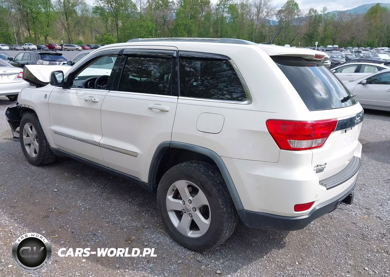 2012 Jeep Grand Cherokee Laredo VIN:1C4RJFAG2CC145787 - 3