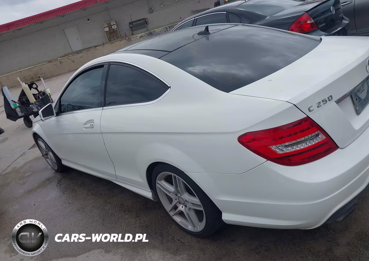 2015 Mercedes-Benz C 250 VIN:WDDGJ4HB1FG398138 - 14