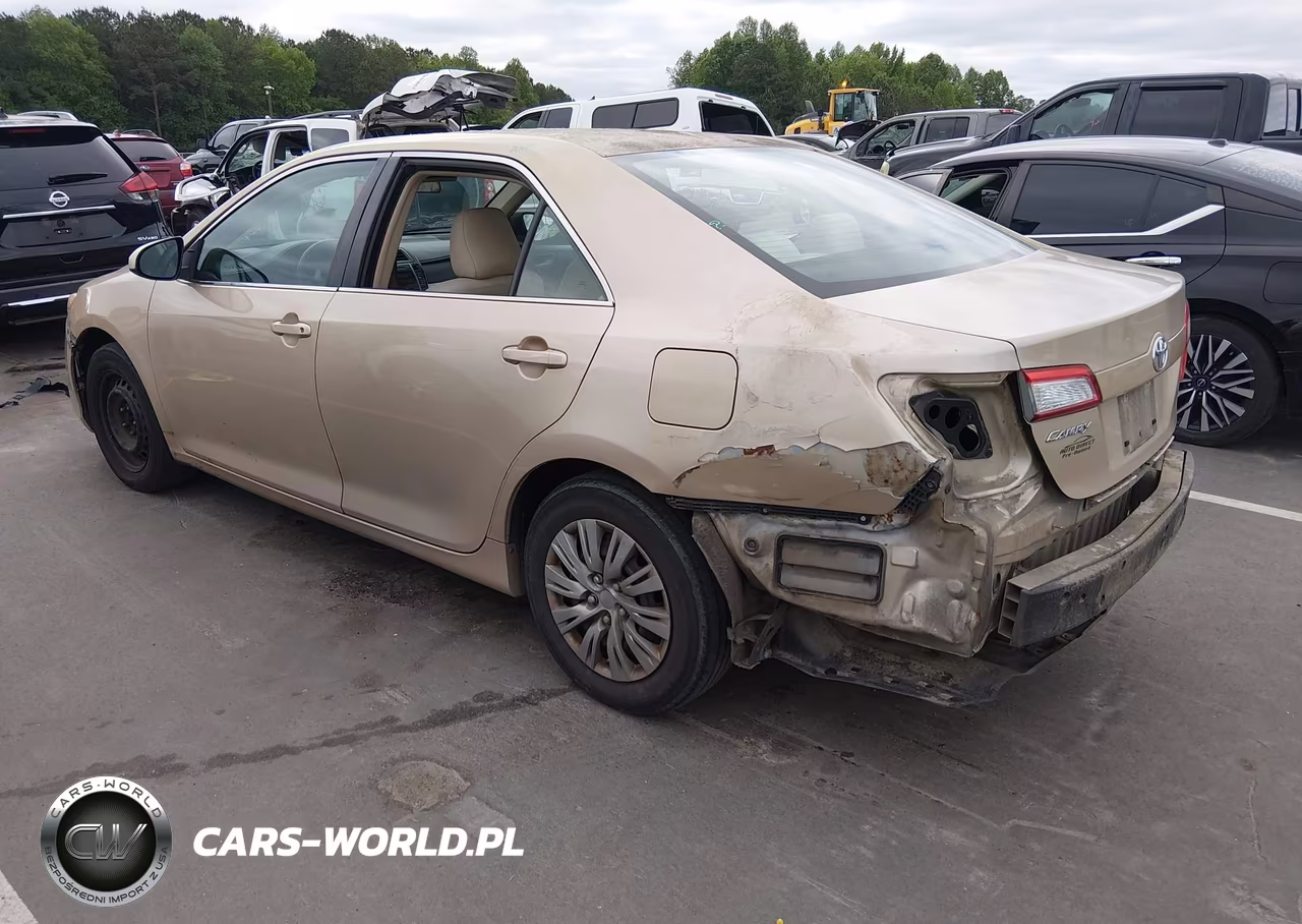 2012 Toyota Camry L VIN:4T1BF1FK0CU610480 - 3