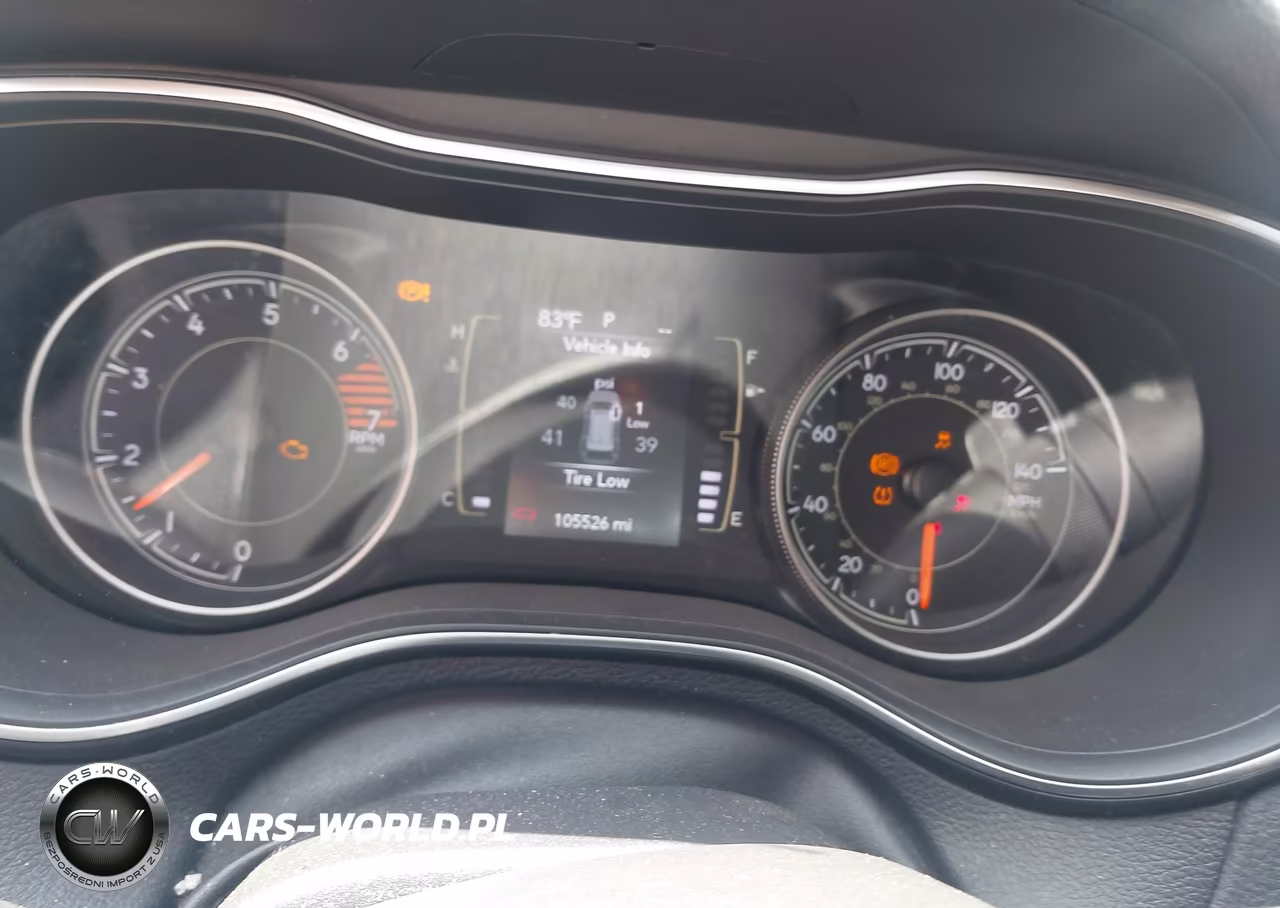 2020 Jeep Cherokee Latitude 4X4 VIN:1C4PJMCBXLD625292 - 7