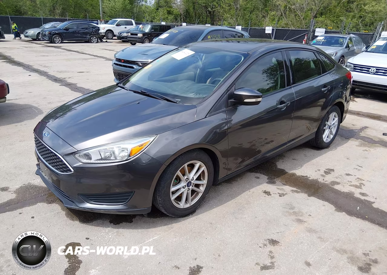2016 Ford Focus Se VIN:1FADP3F24GL241128 - 2