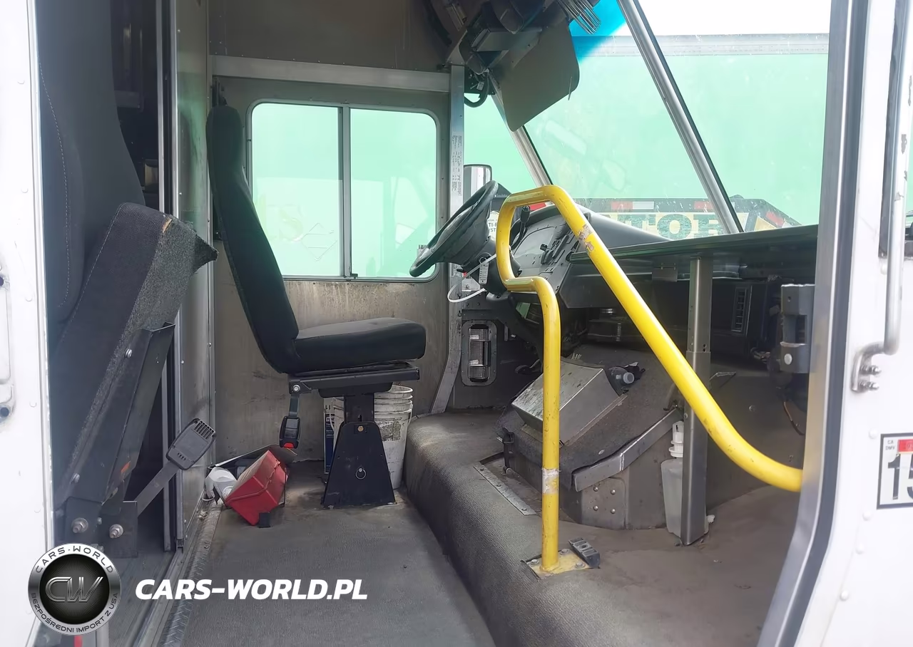 2016 Ford F-59 Commercial Stripped VIN:1F65F5KY9G0A13508 - 7