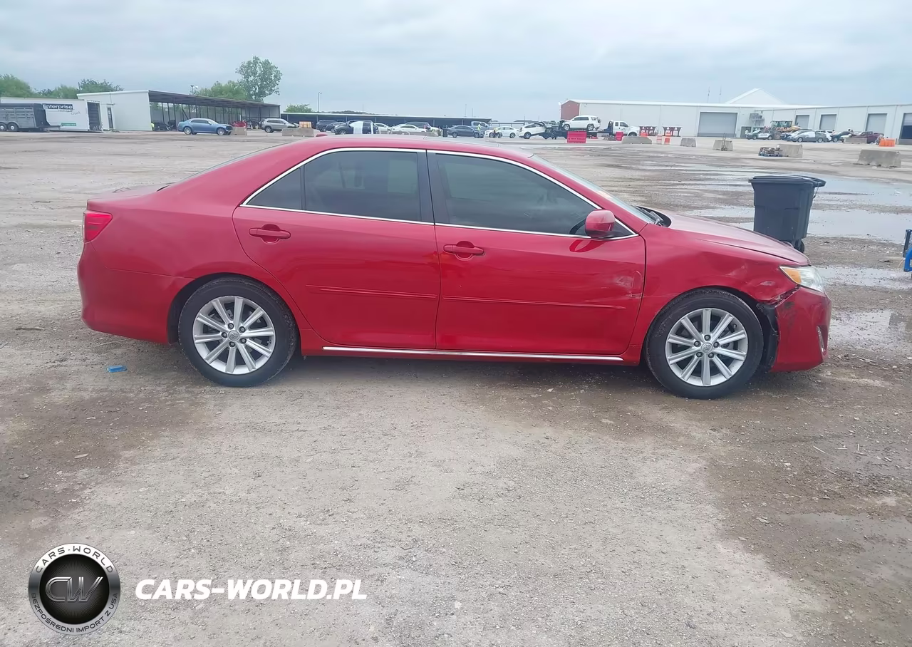 2014 Toyota Camry Xle VIN:4T4BF1FK8ER385458 - 13