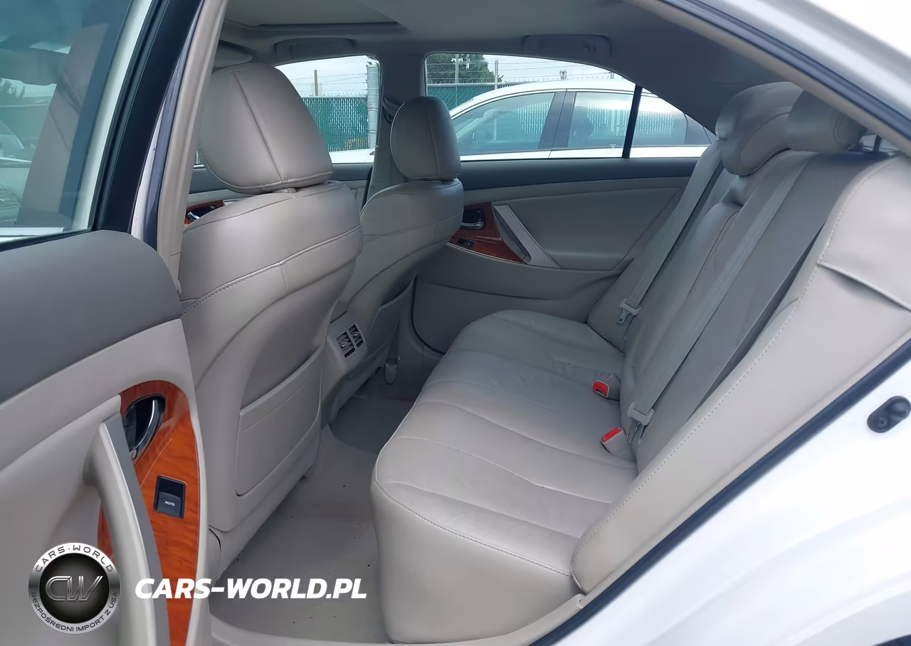 2010 Toyota Camry Hybrid VIN:4T1BB3EK3AU121366 - 8