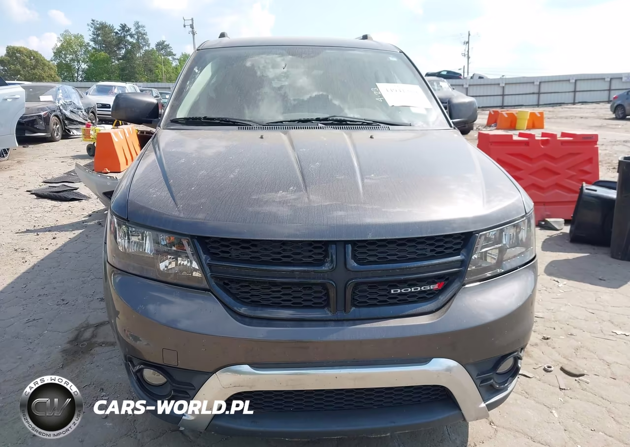 2018 Dodge Journey Crossroad VIN:3C4PDCGG4JT156070 - 11
