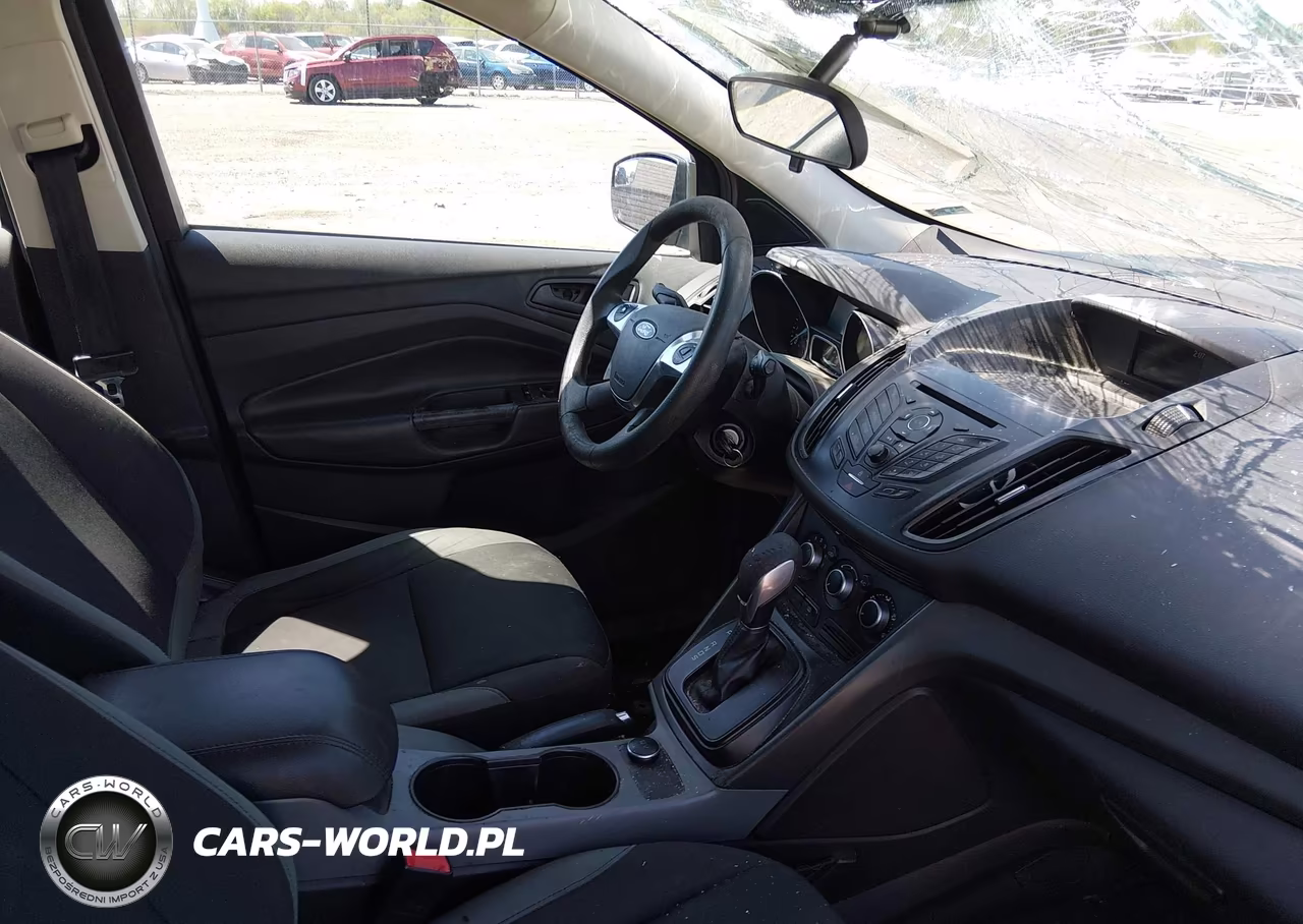 2016 Ford Escape S VIN:1FMCU0F77GUB97415 - 5
