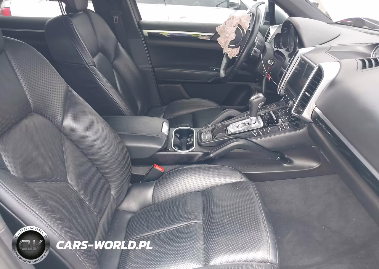 2018 Porsche Cayenne Platinum Edition VIN:WP1AA2A23JKA01788 - 5