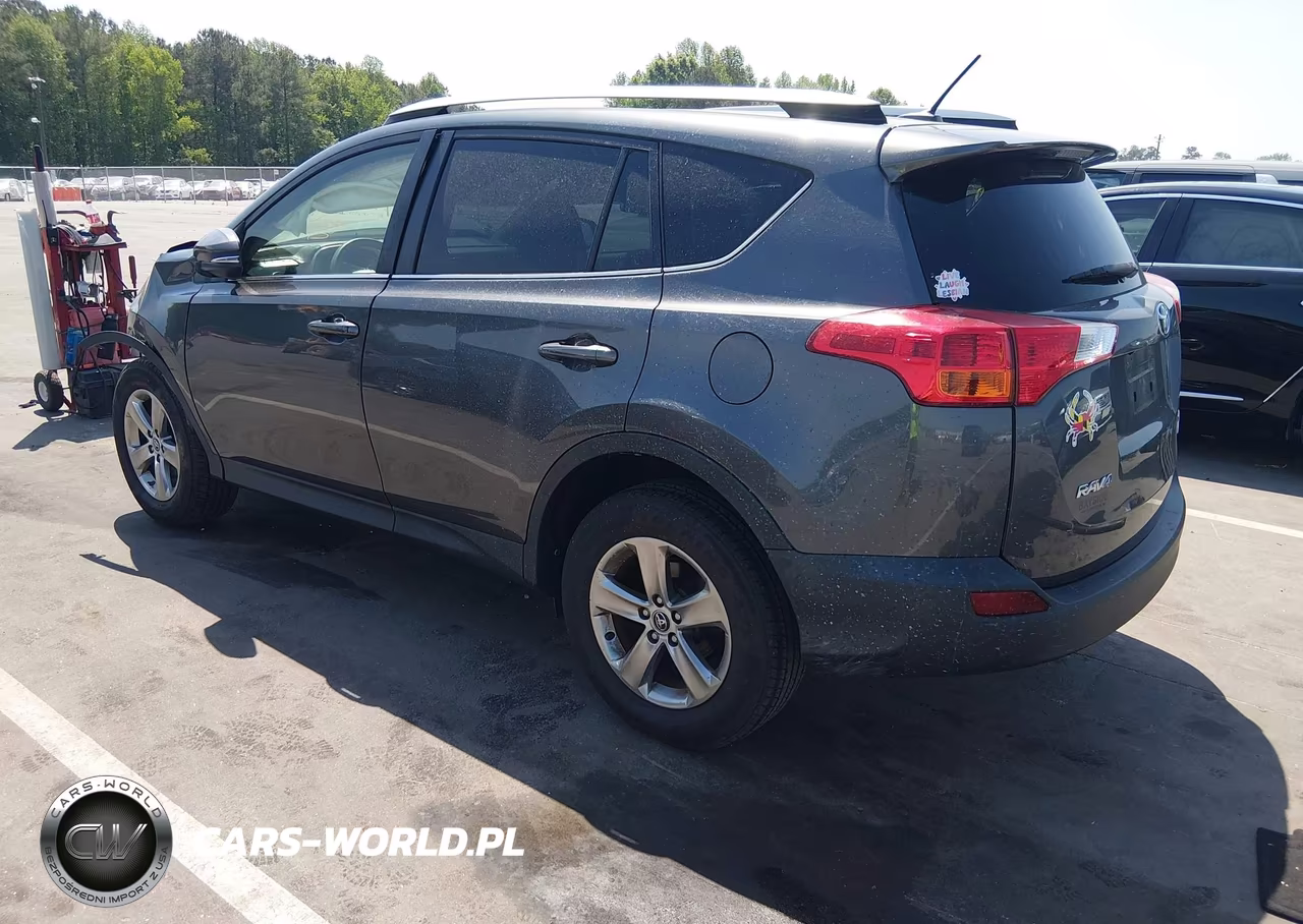2015 Toyota Rav4 Xle VIN:JTMRFREV8FD139938 - 3