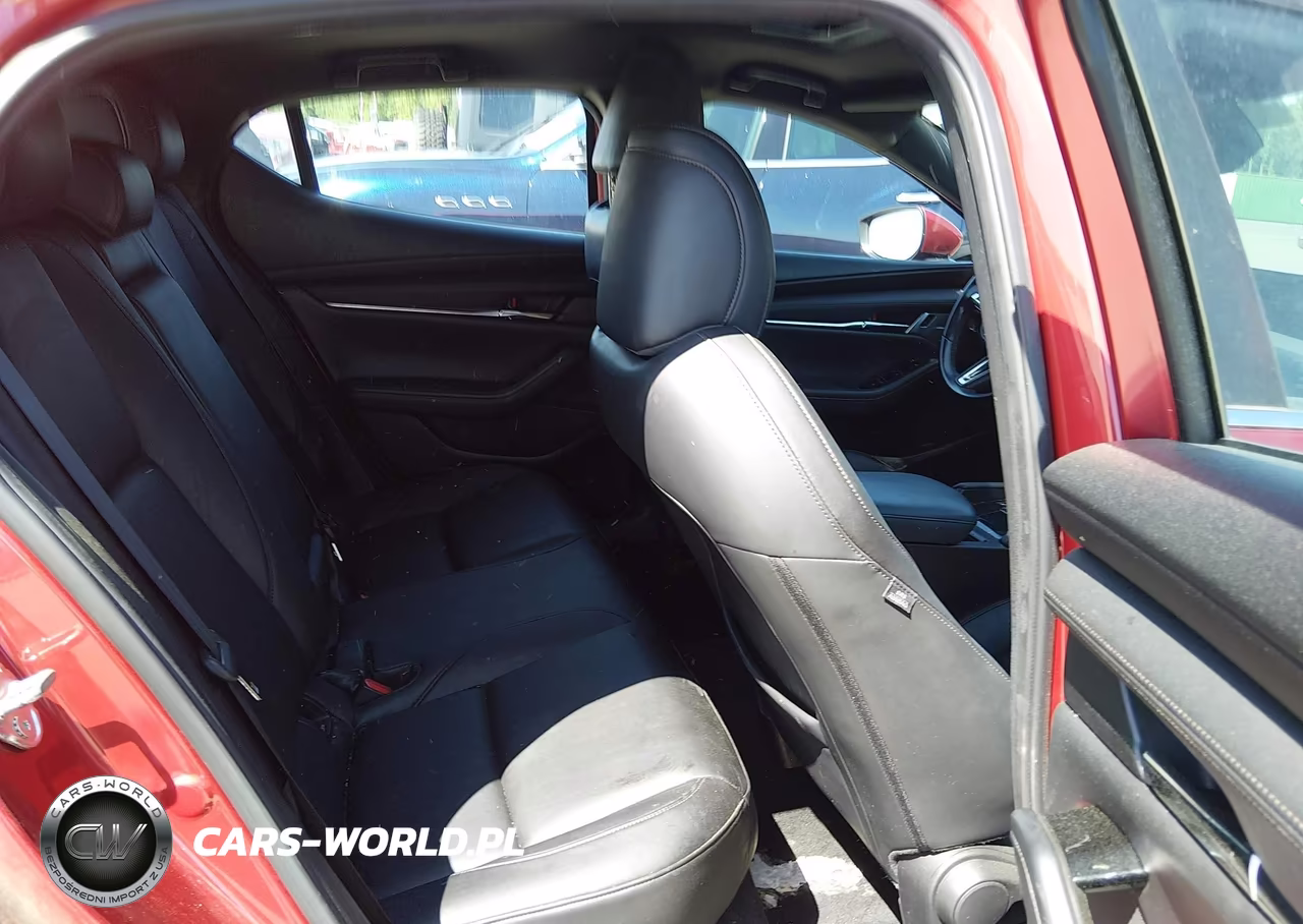 2019 Mazda Mazda3 Preferred Package VIN:JM1BPAMM0K1138576 - 8