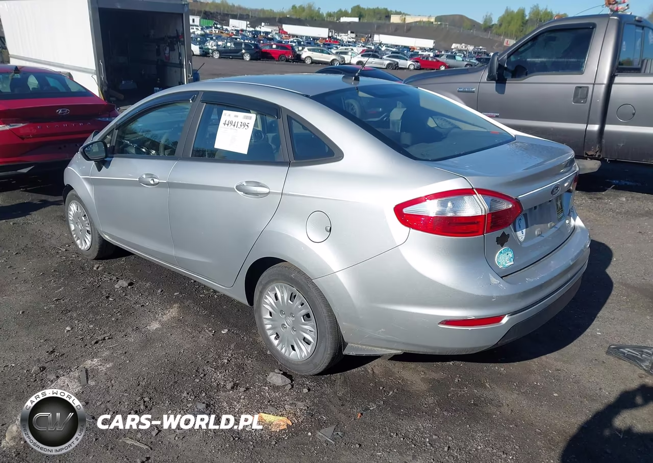 2016 Ford Fiesta S VIN:3FADP4AJ6GM118336 - 3