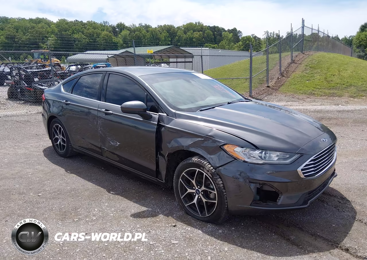 2019 Ford Fusion Se – zdjęcie 1 z 17