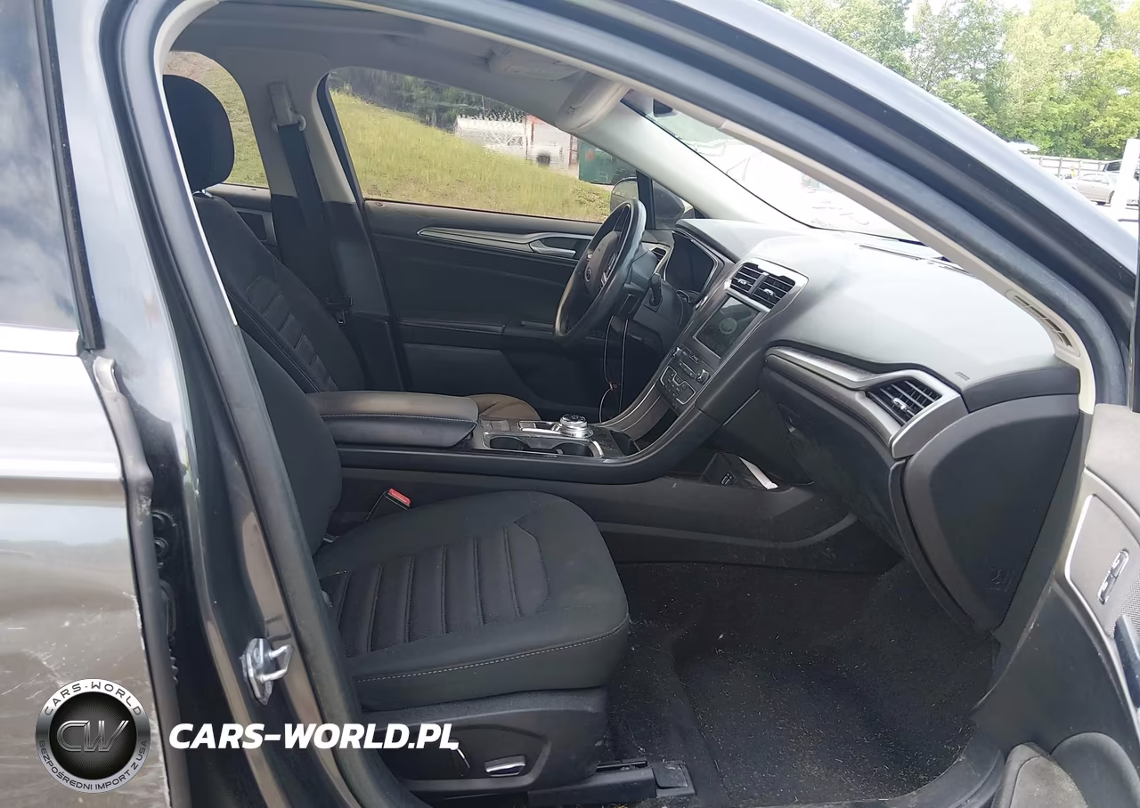 2019 Ford Fusion Se VIN:3FA6P0HD0KR102016 - 5