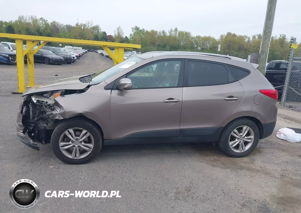 2013 Hyundai Tucson Gls VIN:KM8JUCAC9DU609441 - 13