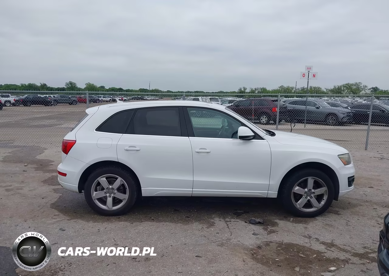 2011 Audi Q5 2.0T Premium VIN:WA1LFAFP4BA084479 - 12