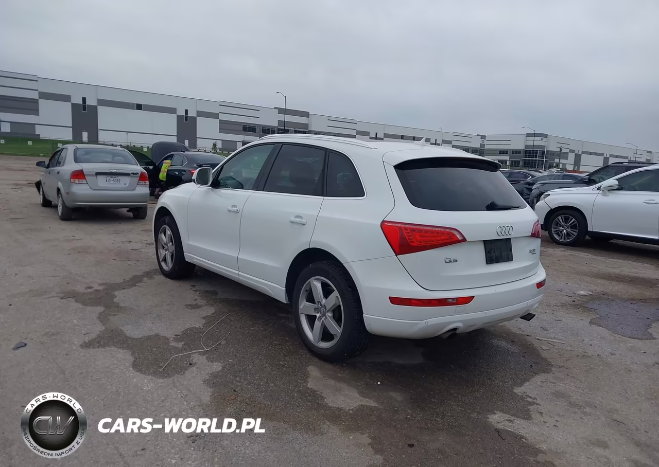 2011 Audi Q5 2.0T Premium VIN:WA1LFAFP4BA084479 - 3